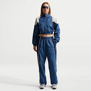 Nike Sportswear Women's Oversized Mid-Rise Tracksuit Bottoms. Nike CA